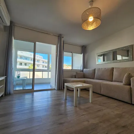 The White Pearl Apartment